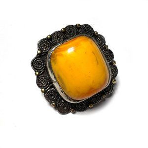Vintage oversized yellow resing and silver metal ring